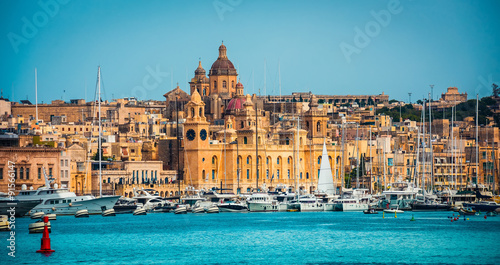 view on Birgu from the sea