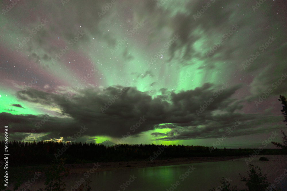 Obraz premium Willow Lake Northern Lights Aurora Borealis Alaska Night Sky