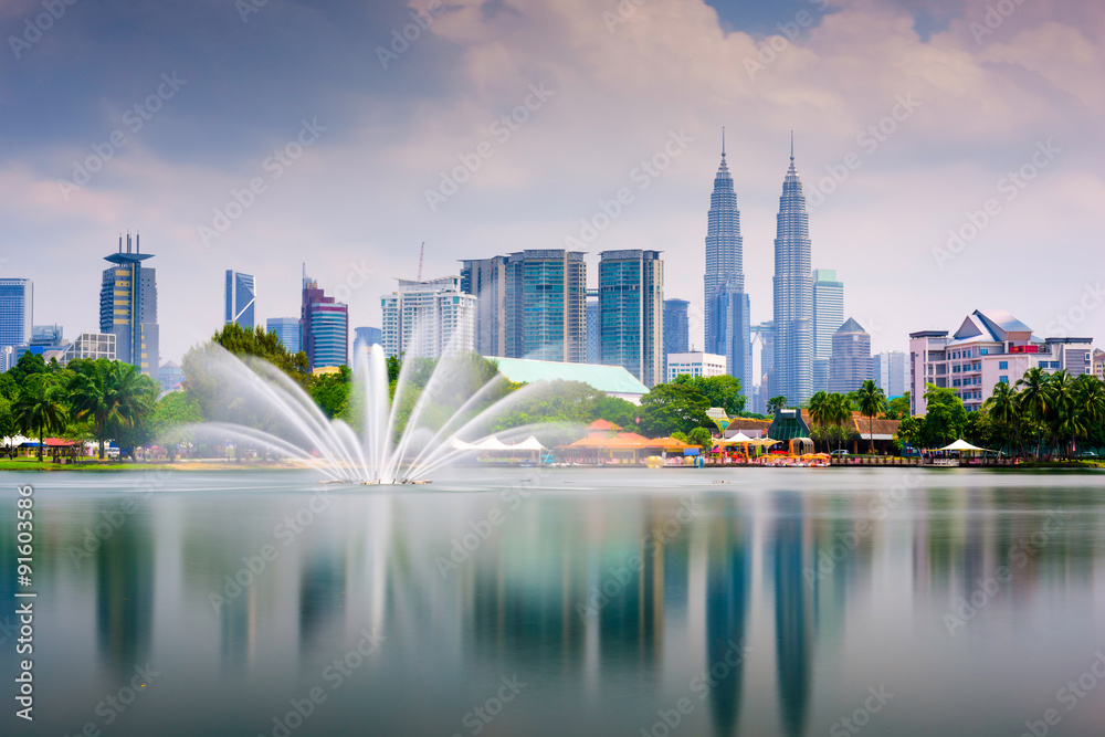 Naklejka premium Panoramę parku Kuala Lumpur