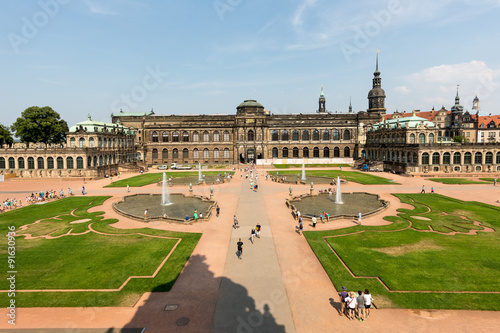 Dresdner Zwinger mit Sempergalerie