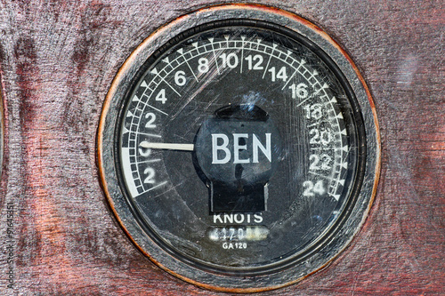 Old speedometer (Lag) of the sailboat.