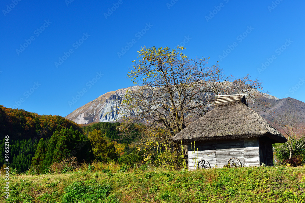 快晴の秋の大山 快晴の秋の大山
