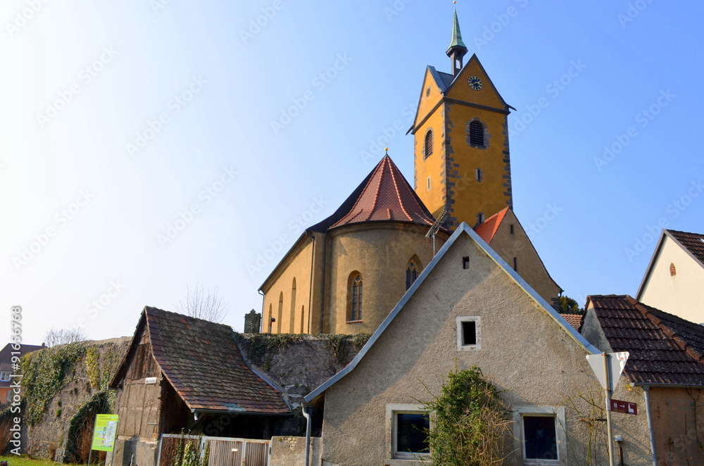 Verschachtelte Kirche in Oberrotweil