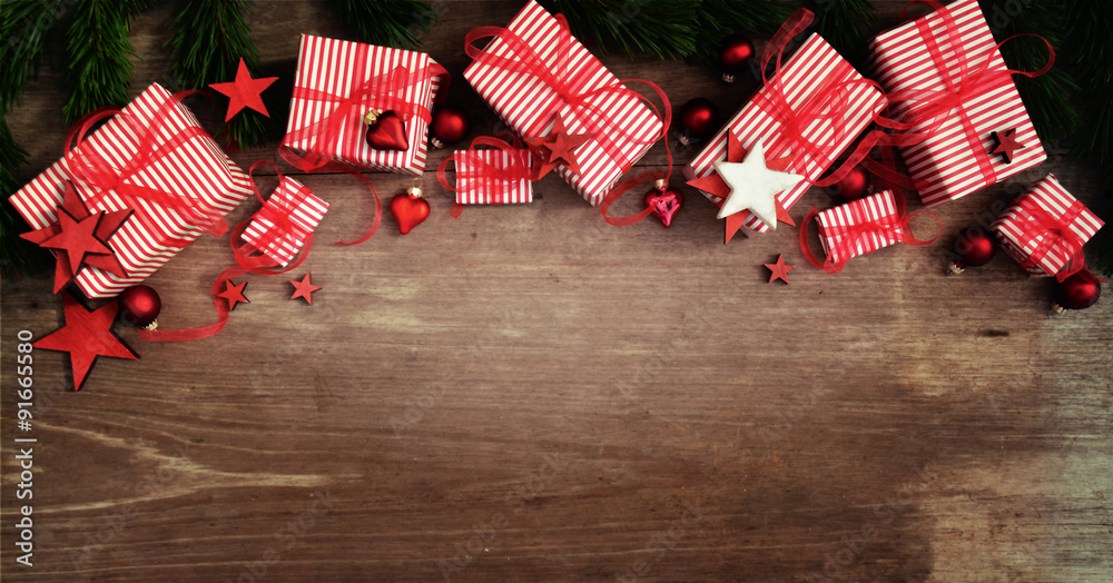 Fototapeta premium Grußkarte - Weihnachtskarte - Weihnachtlicher Hintergrund - Weihnachtsgeschenke 