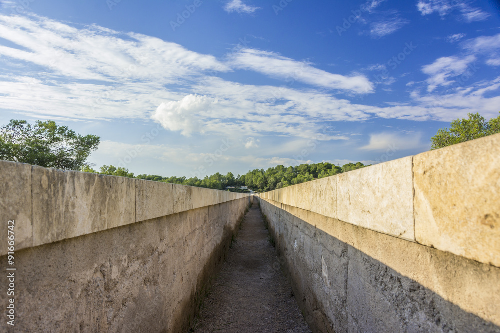 Fototapeta premium Vanishing point view