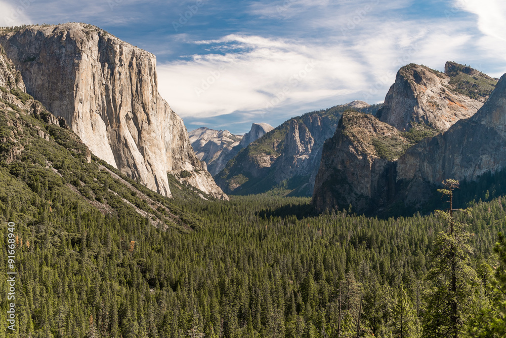 Sunny Summer View of Inspiration Point at Yosemite National Park in California