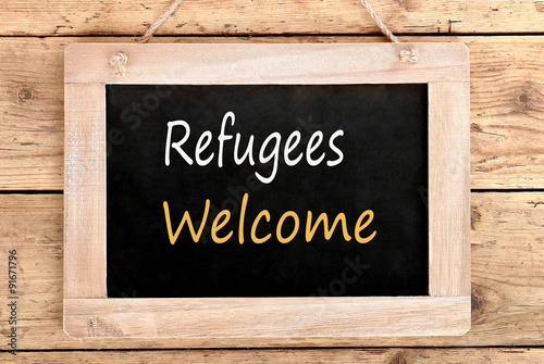 Schild Refugees Welcome