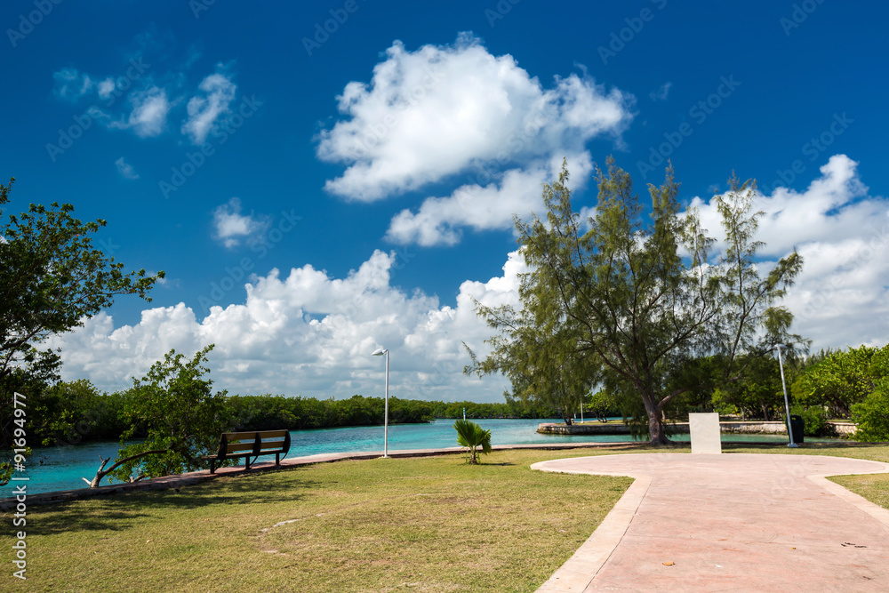 Obraz premium Caribbean public park