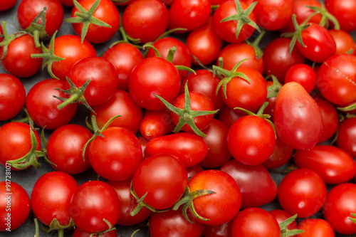 roter Berg voller Tomaten