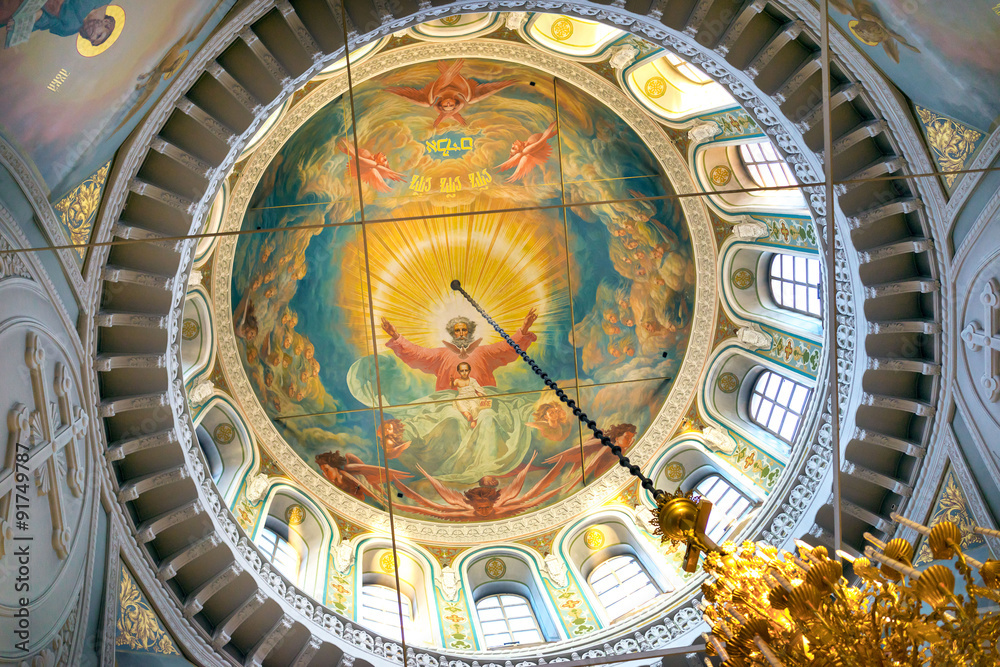 Obraz premium Decorative elements of the ceiling of the Saint Michael's Cathedral, Izhevsk, Udmurtia, Russia.