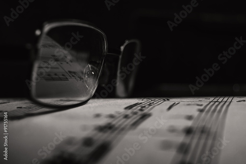 Note Sheet and glasses 