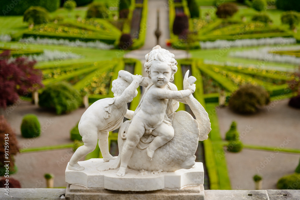 Obraz premium Drummond Castle in Perthshire, Scotland.