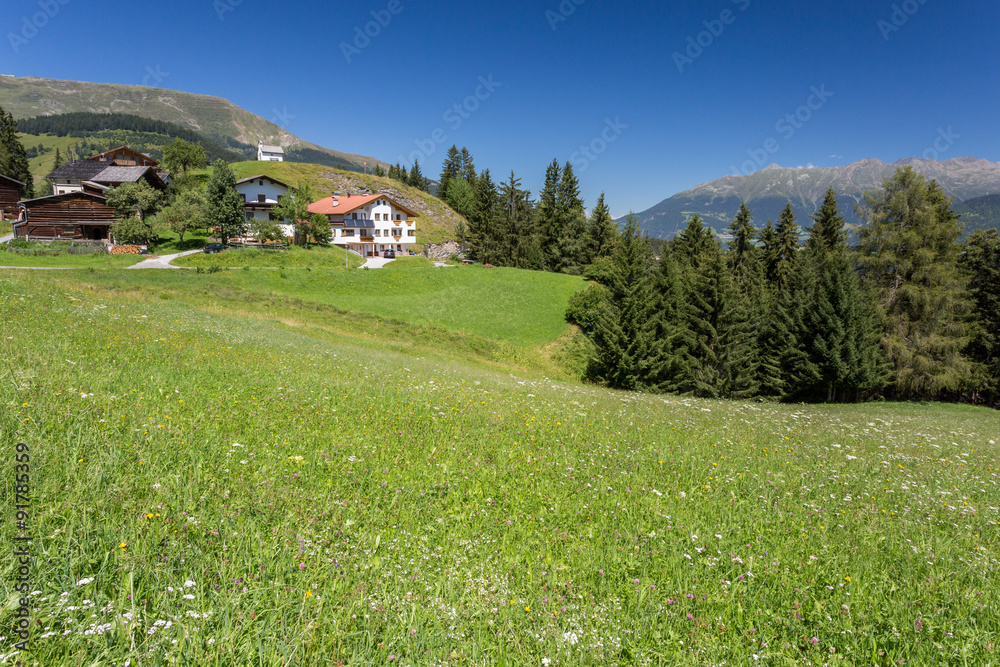 Alpage et village
