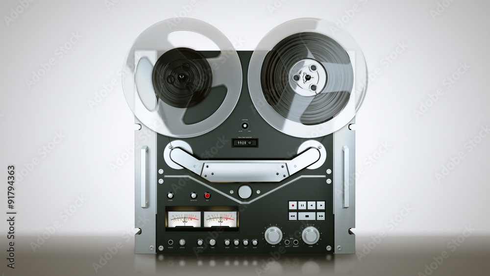 Recorder Instrument Front View Vidéo Stock Old reel tape recorder with spinning reels. Front view ...