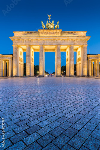 Brandenburg Gate at dawn  Berlin  Germany