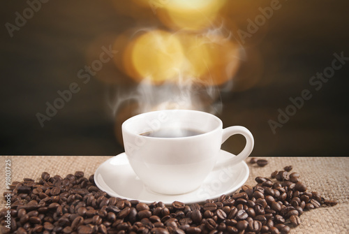 Hot coffee with nature background © kittiyaporn1027