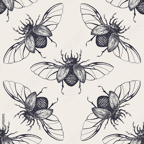 Beetles with wings vintage seamless pattern