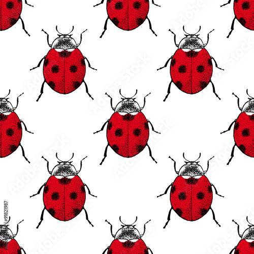 Red ladybugs vintage seamless pattern