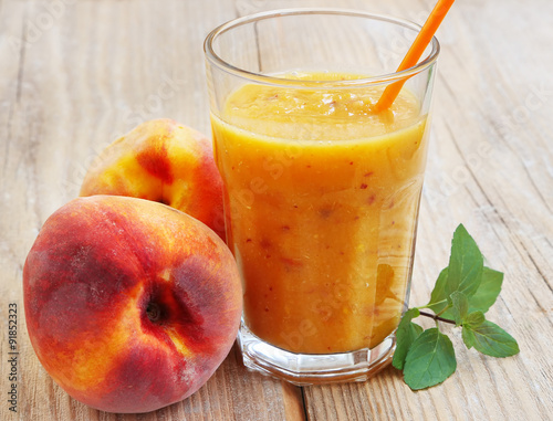Healthy Peaches Smoothie in a Glass