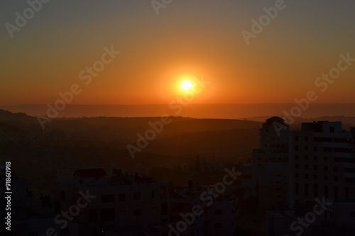 Закат над Палестиной.