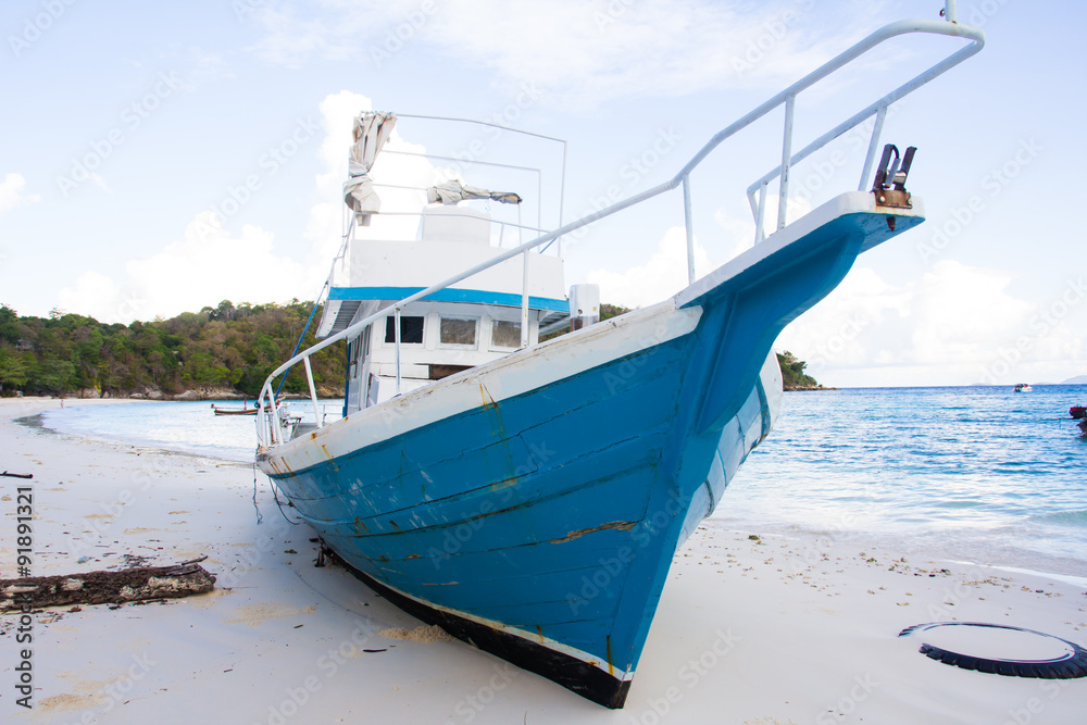 boat on the beach