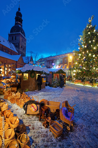Grand Christmas Market and illuminated tree © Roman Babakin