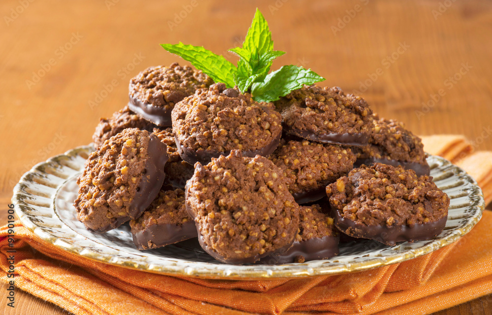 Organic Quinoa Chocolate Cookies Organic Quinoa Chocolate Cookies