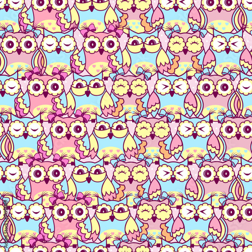 Seamless pattern of pink owls on a pink background
