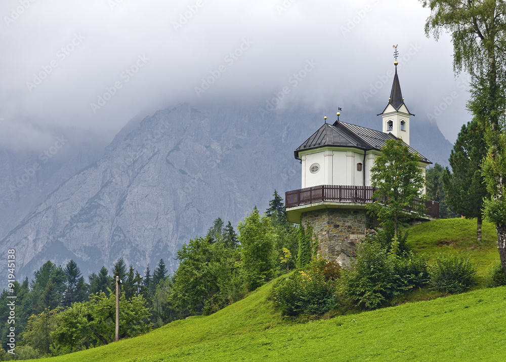 Kapelle am Berghang