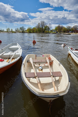 Obraz na płótnie Rowing Boats in Helsinki on a beautiful summer day w salonie