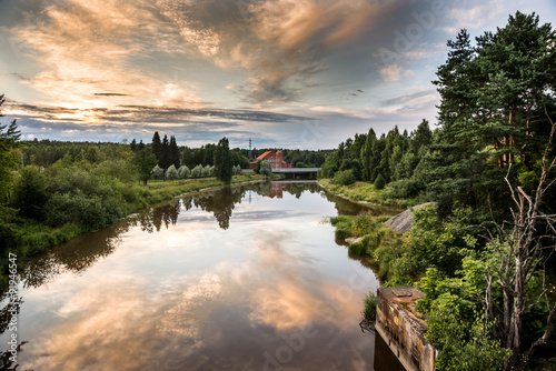 Obraz na płótnie Sunset river lanscape in Helsinki w salonie
