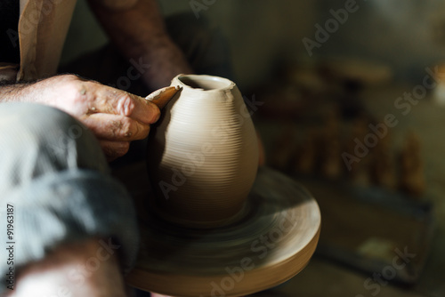 The man make vase from clay