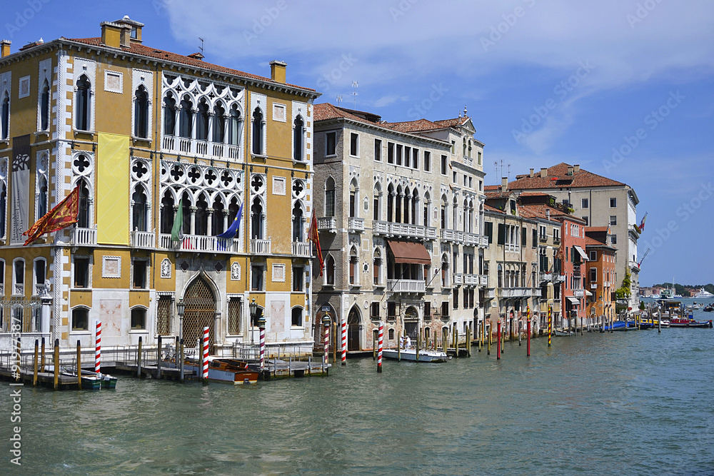 Grand Canal in Venice, Palazzo Cavalli-Francei