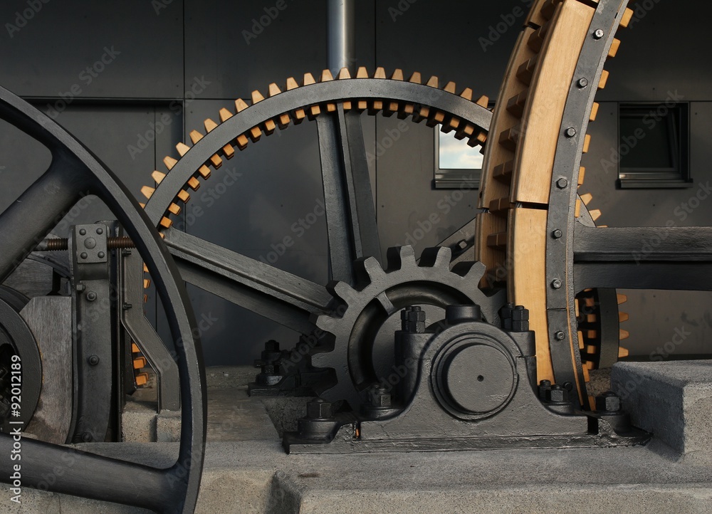 Gigantic old wheels of a cable car