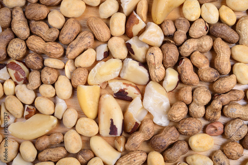 Peanut and Brazil Nut Mix