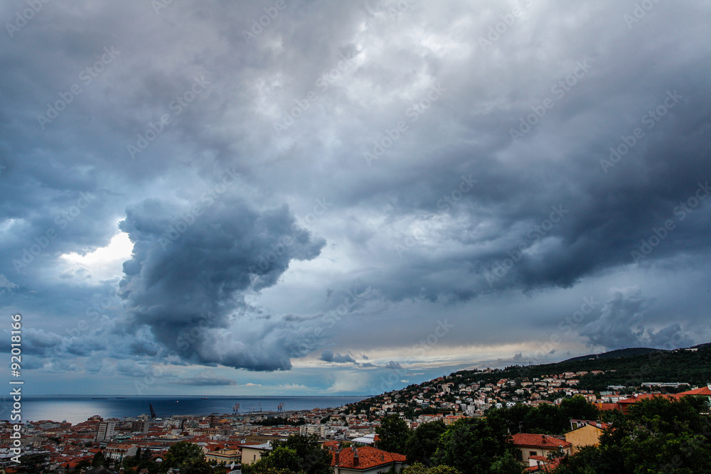 Lightning storm 