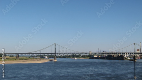 Uerdinger Rheinbrücke 