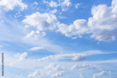 Fototapeta Naklejka Na Ścianę i Meble -  Blue sky background in sunshine