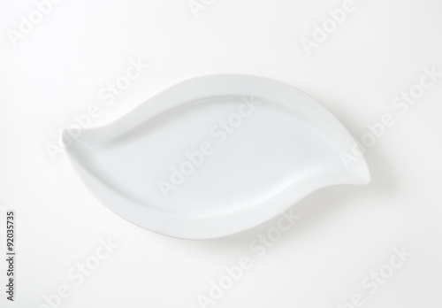 White S-shape plate