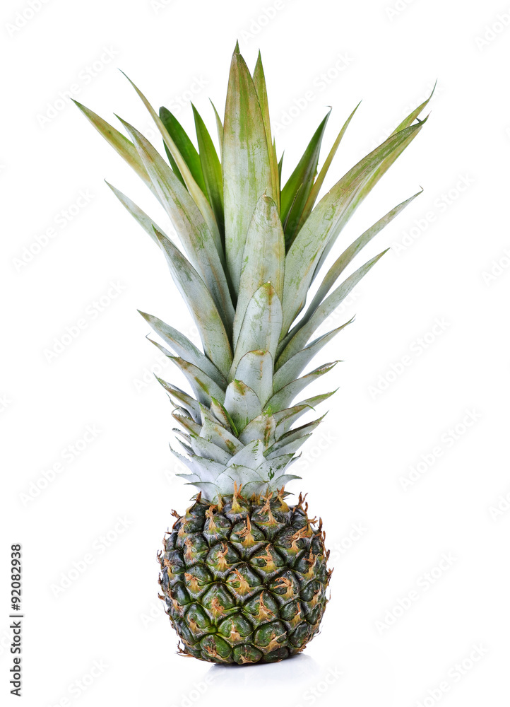 Fototapeta premium pineapple isolated on white