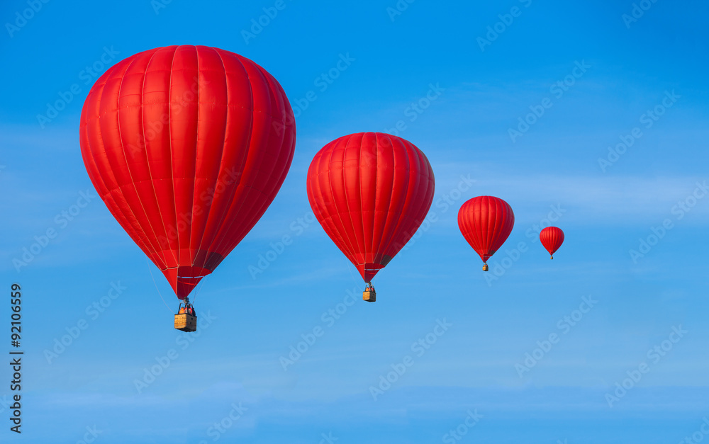 Obraz premium Red balloons in sky