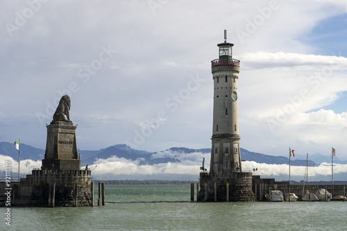 Leuchtturm und Hafen in Lindau am Bodensee