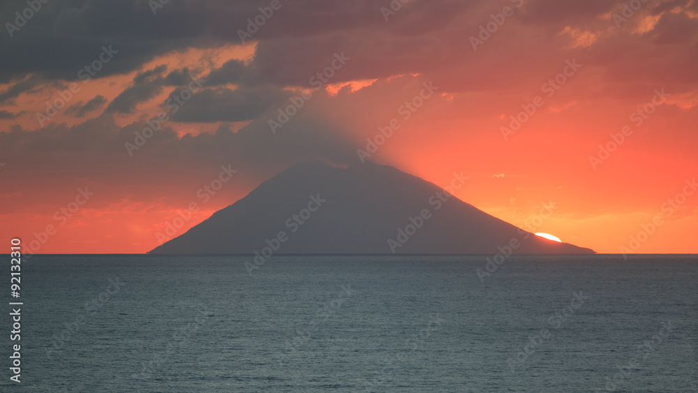 tramonto sullo Stromboli da Capo Vaticano