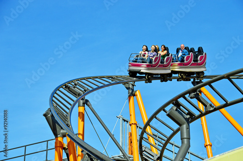 Achterbahnwaggon auf einer Achterbahn