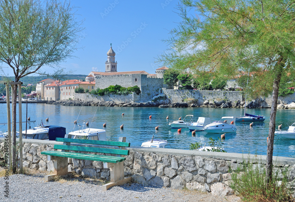 Fototapeta premium Blick auf Krk-Ort auf der Insel Krk,Adria,Kvarner Bucht,Kroatien