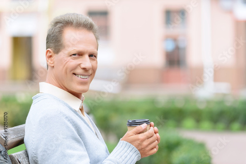 Handsome man drinking coffee 