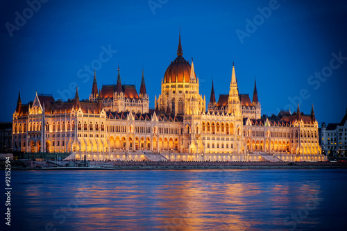 The Hungarian Parliament building at night © Kavita