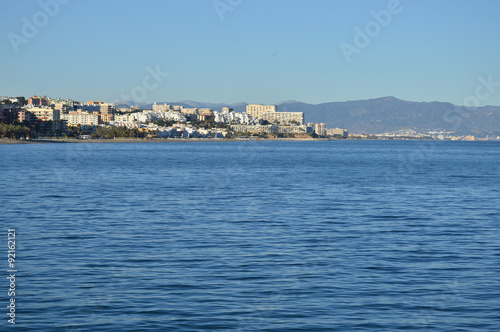 Fototapeta Naklejka Na Ścianę i Meble -  La Carihuela, Torremolinos, Málaga, mar, Mediterráneo, costa, agua, paisaje marítimo