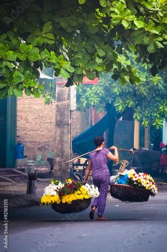 vietnam florist vendor in hanoi
