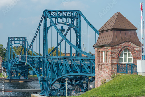 Kaiser-Wilhelm-Brücke in der Nordseestadt Wilhelmshaven photo